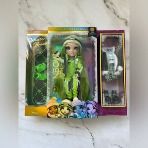 2021 Rainbow High Series 1 Winter Break Jade Hunter Doll
